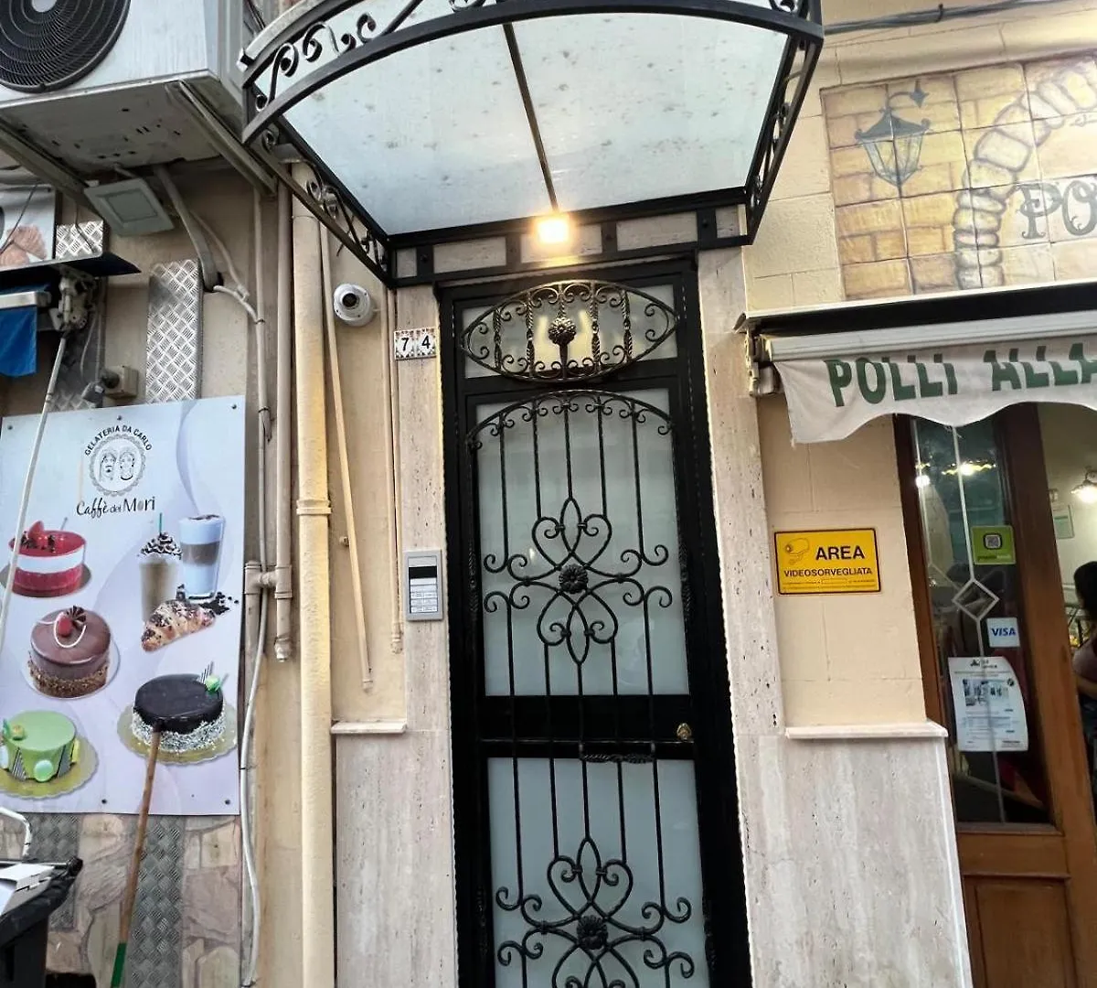 Luxury House Stazione Centrale Palermo 0*,  Italy